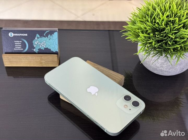 iPhone 12, 64 ГБ