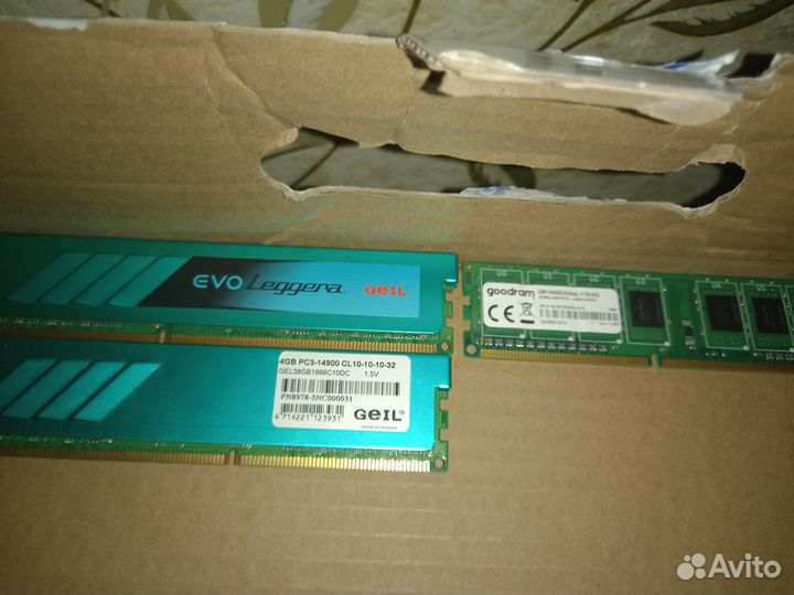 Asus M4A77T AM3 + 12 GB RAM + AMD phenom X4 965