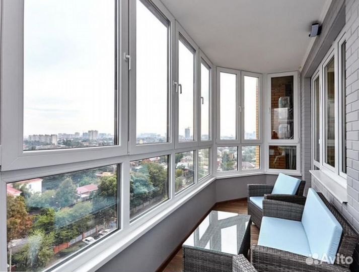 Остекление и отделка балконов