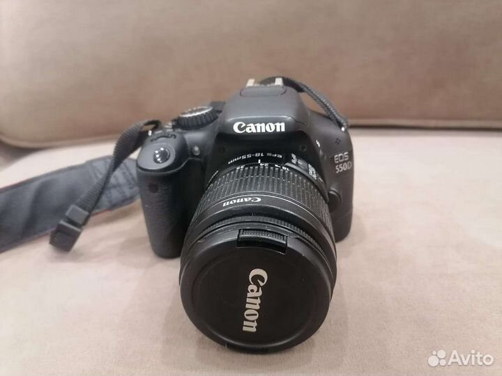 Зеркальный фотоаппарат canon 550d