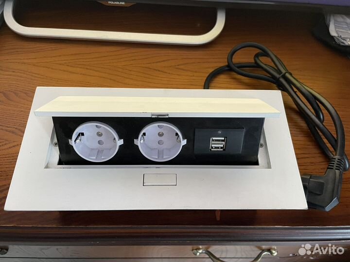 Розетки встраиваемые