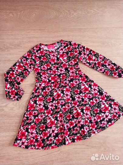 Платья, 4,5 возможно и 6 лет