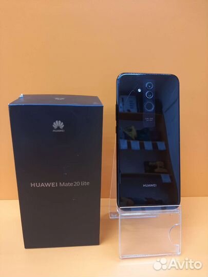 3) Телефон Huawei Mate 20 lite