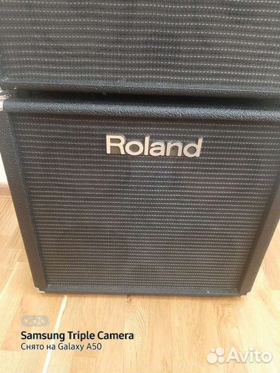 Гитарный кабинет Roland