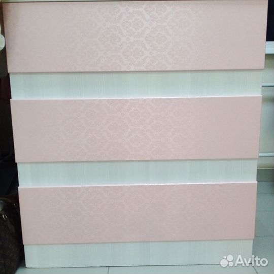 Стойка ресепшн