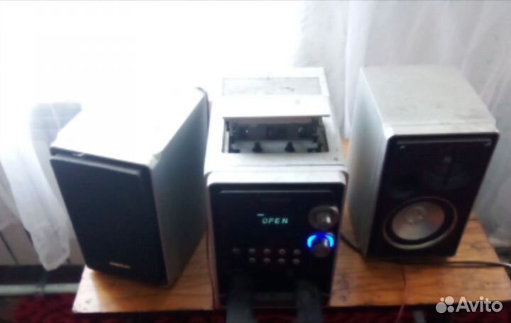 Музыкальный центр