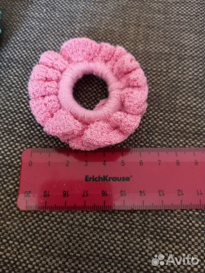 Вязаная резинка для волос