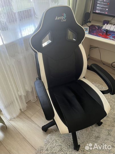 Игровое кресло aerocool