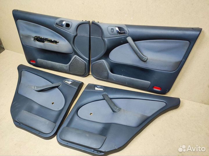 Обшивки дверей Шкода Октавия тур