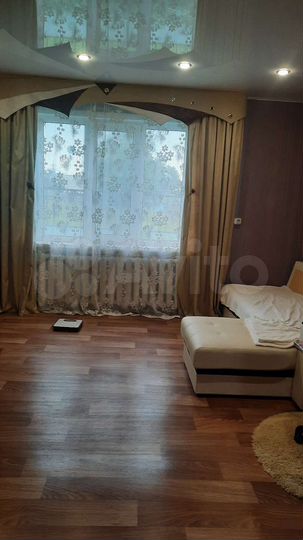 3-к. квартира, 65 м², 1/1 эт.