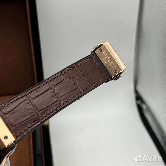 Часы Hublot