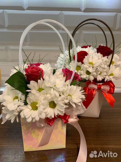 Букеты ко Дню воспитателя, учителя