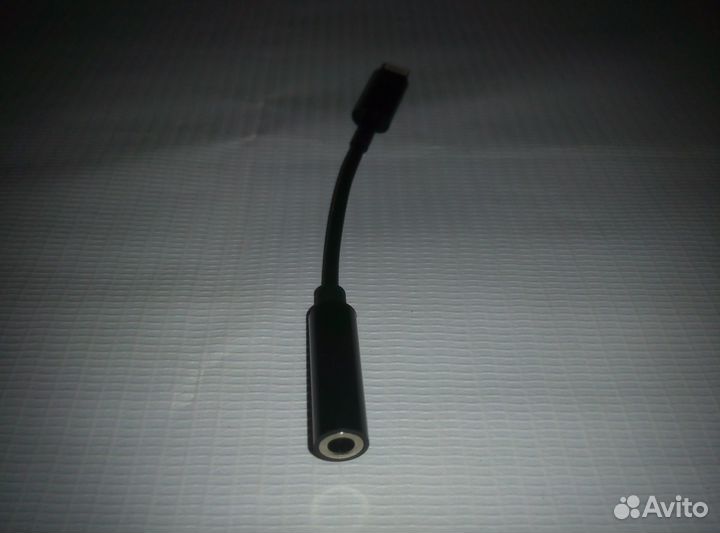 Кабель-переходник на iPhone для наушников Jack 3.5