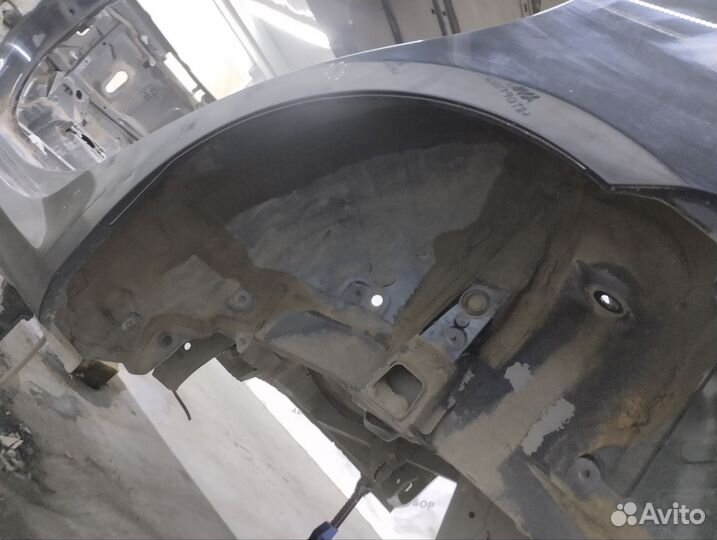 Крыло заднее левое Toyota Corolla