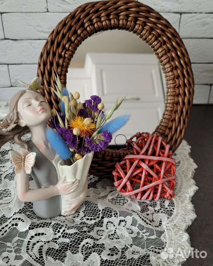 Зеркало настольноe