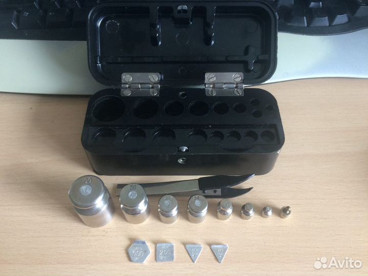 Набор гирь 4 класса Г-4-210 и мг-4-1100-10 гост-61