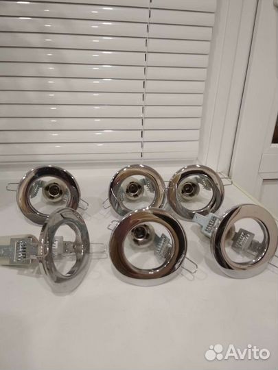 Светильник встраиваемый