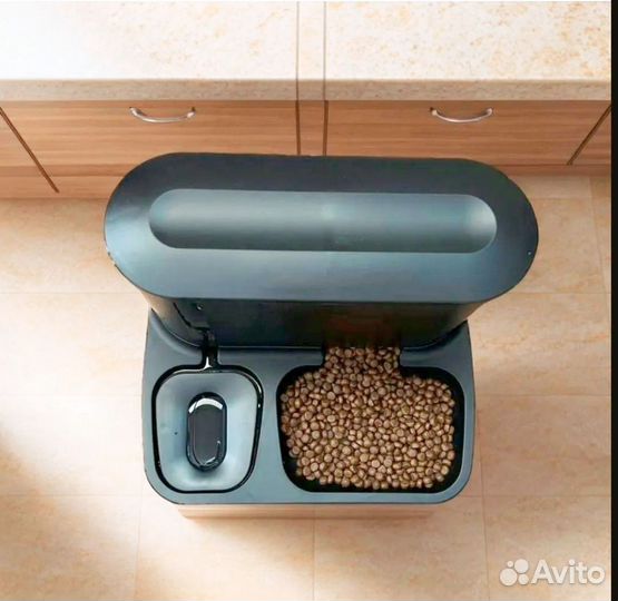 Автоматическая кормушка для кошек