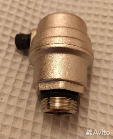 Воздухоотводчик автом.Valtec Италия