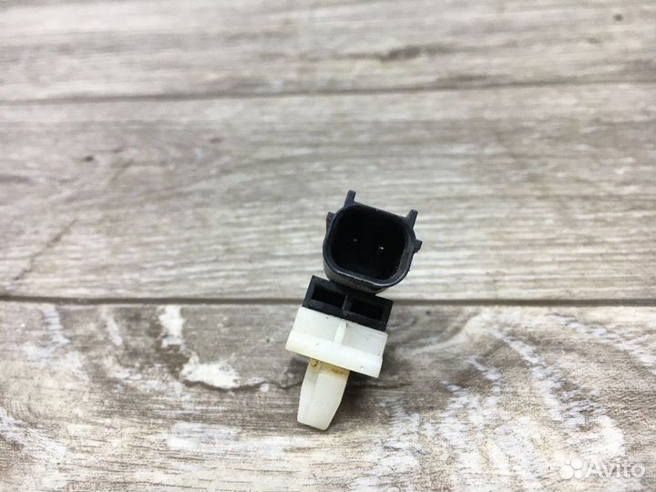 Датчик наружной температуры Honda Shuttle II (2015—2019)