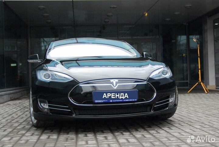 Аренда электромобиля Tesla Model S X 3 Y в Москве