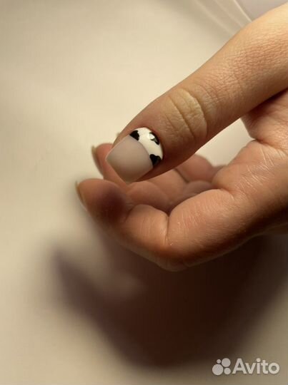 Маникюр с покрытием гель-лаком