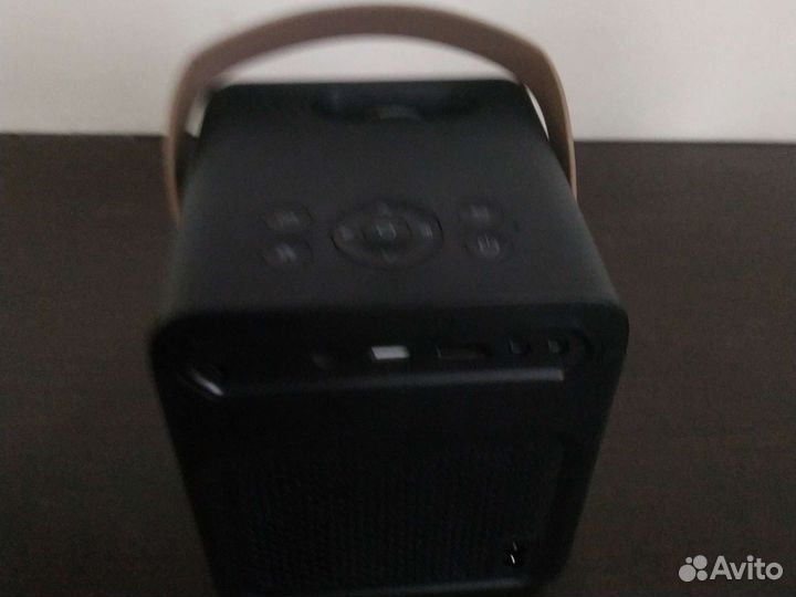 Мини проектор umiio