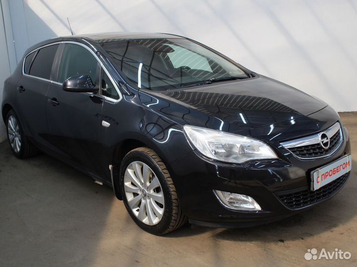 Opel Astra 1.4 МТ, 2011, 170 000 км