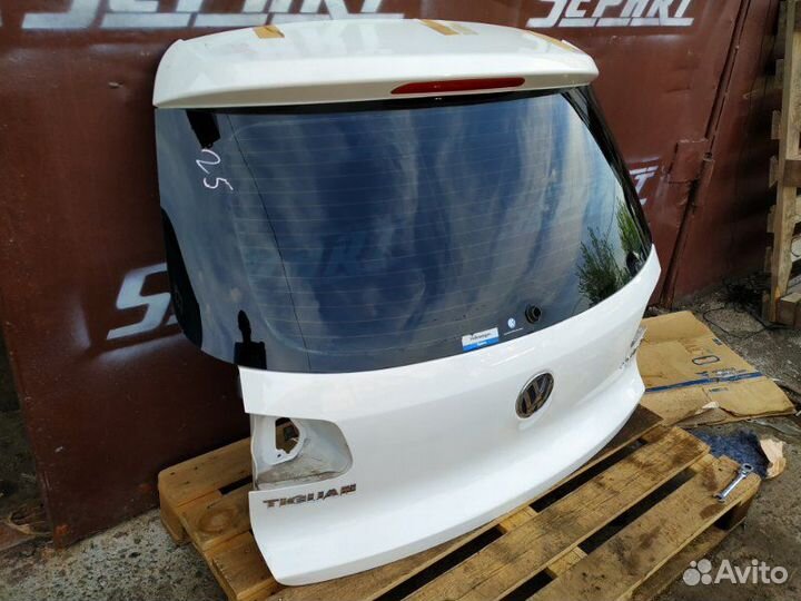 Крышка багажника задняя Volkswagen Tiguan 5N 2.0