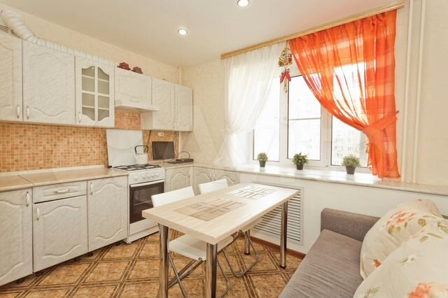 1-к. квартира, 40 м², 5/10 эт.