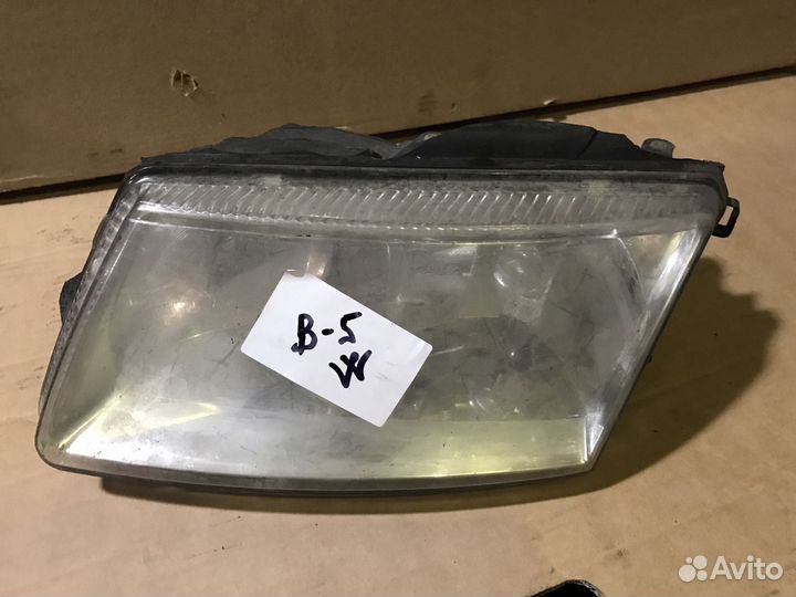 Фара правая левая Passat B5,Дефект креплений