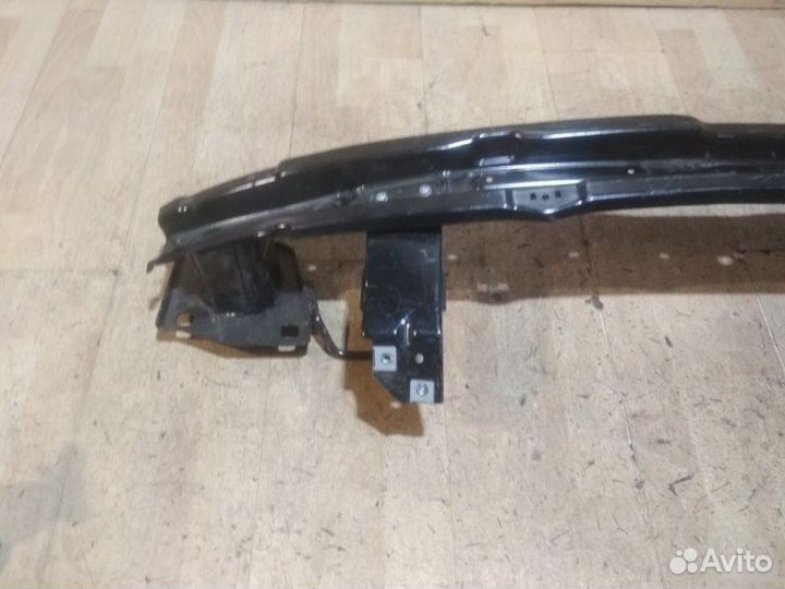 Усилитель бампера Land Rover Range Rover Discovery