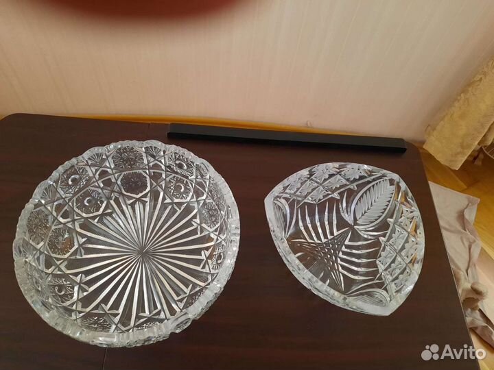 Хрустальные вазы,пепельница Богемия,рюмки