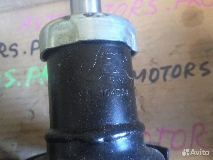 Амортизатор передний левый Peugeot 406