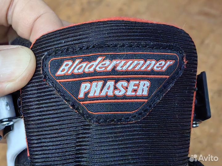 Роликовые коньки Bladerunner Phaser раздвижные