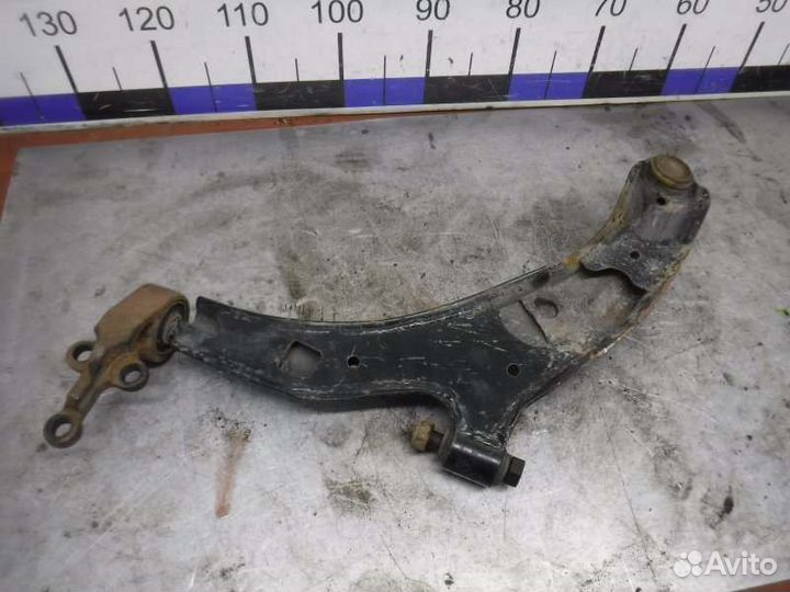 Рычаг подвески передний правый Nissan Ad QG15 2000