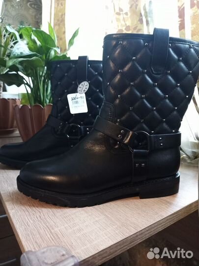 Сапожки женские зимние 38