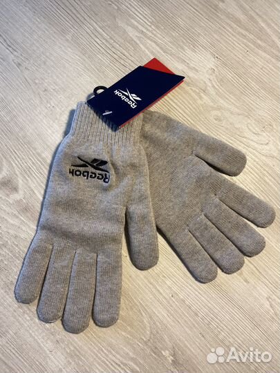 Перчатки Reebok