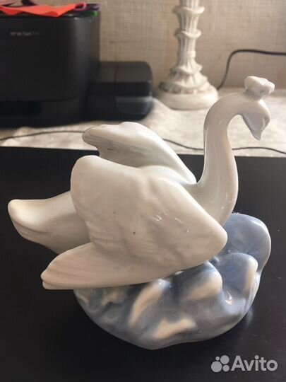 Статуэтка фарфор «Царевна лебедь». Дулево