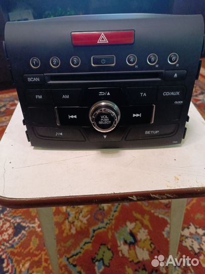 Новая магнитола на Honda CR-V 2013 года