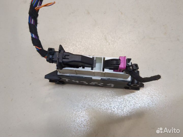 Блок управления парктрониками Volkswagen Passat 8 2015, 2015