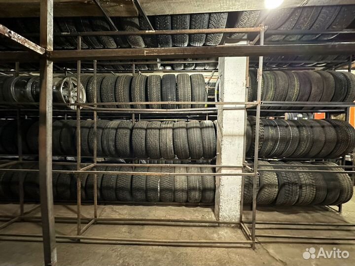 Bridgestone Ice Cruiser 7000 225/65 R17 106T