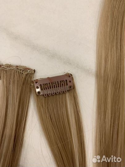 Волосы на заколках