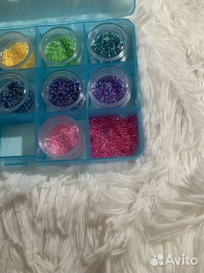 Органайзер с бисером. все цвета радуги