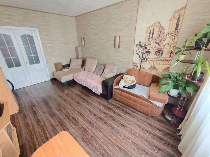 3-к. квартира, 64 м², 9/9 эт.