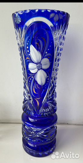 Хрустальная ваза для цветов