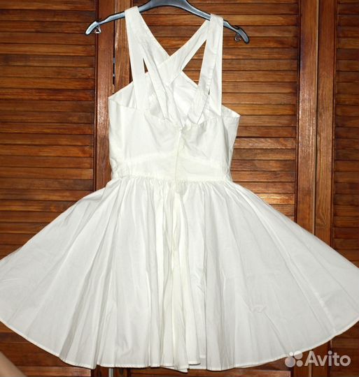 Платье белое