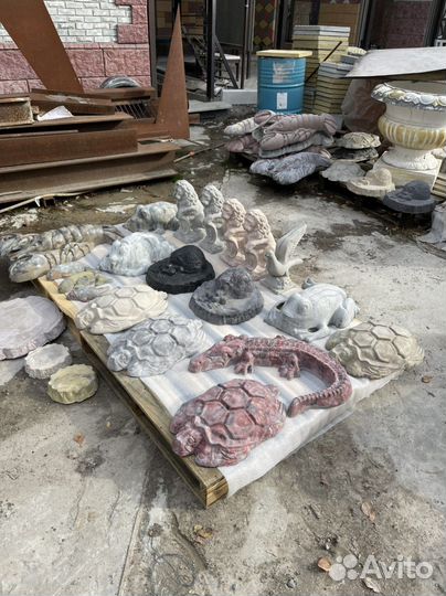 Скульптуры и статуи из бетона со склада завода