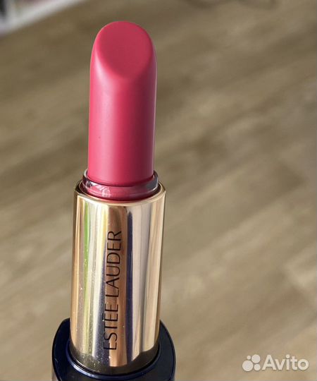 Estee lauder матовая помада Pure Color