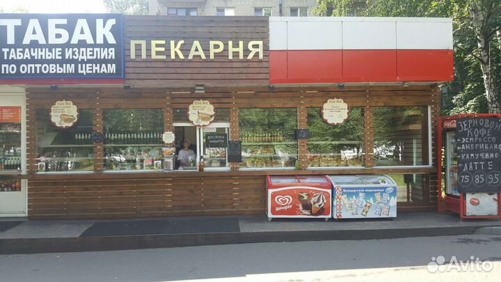 Тандырщик-пекарь в пекарню